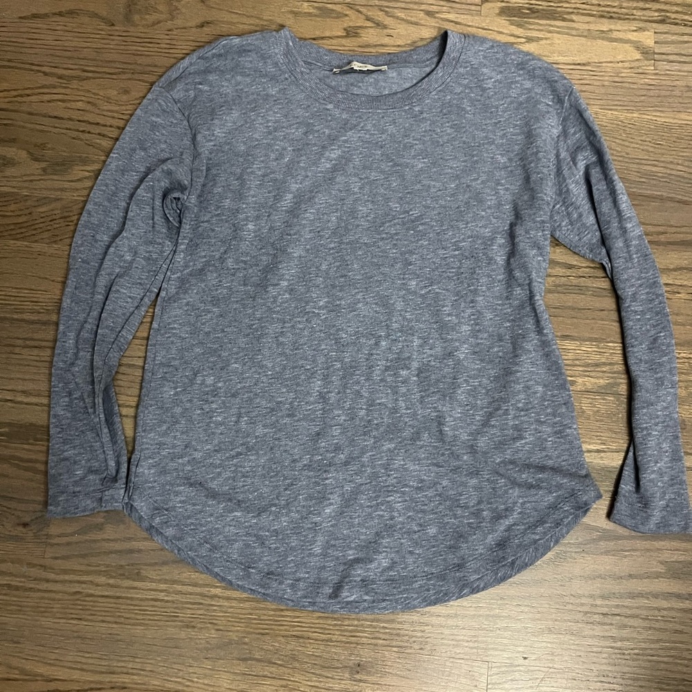 LOFT BLUE GRAY LONG SLEEVE T- SHIRT - SIZE M